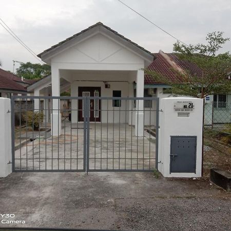 Imani Homestay Beach Gateway Bagan Lalang Kampong Bagan Lalang Luaran gambar